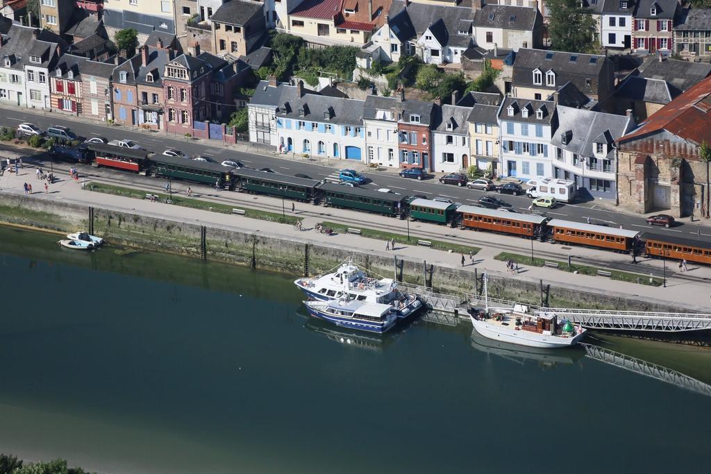 Hotel Du Port Et Des Bains サン・ヴァルリー・シュル・ソンム エクステリア 写真